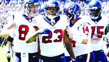 Texans come out of Oakland with a 30-14 win